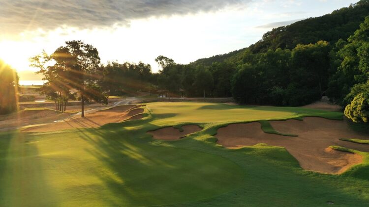 Vietnam Golf Coast Tees Up for a Blockbuster Autumn - TRAVELINDEX